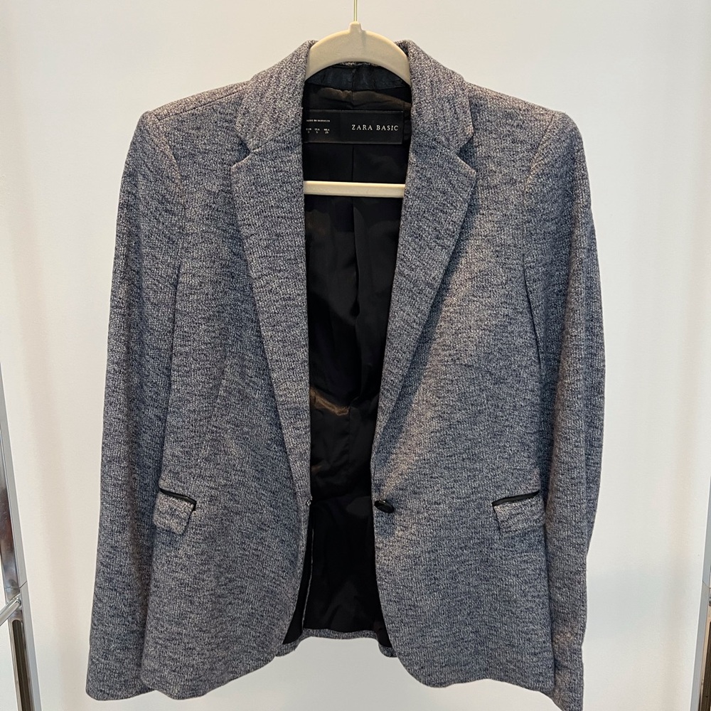 Women’s Fitted Knit Blazer by Zara